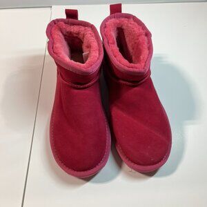 NEW UGG Classic Ultra Mini Womens in Dark Peony Pink Women's Size 10